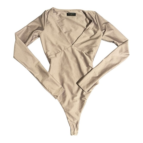 Naked Wardrobe Mock Neck Long Sleeve Bodysuit in Lavender NWOT - Picture 3 of 5